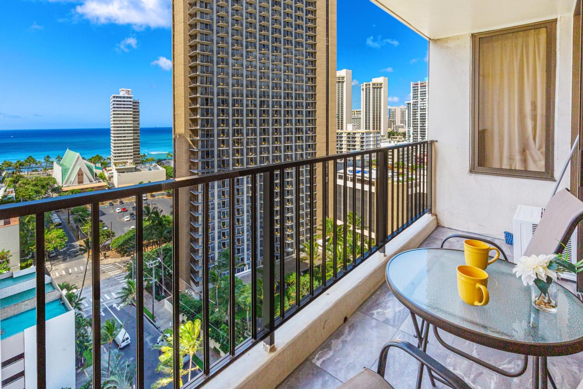 Renovated Ocean View Suite, Near Beach, Free Parking Honolulu Esterno foto