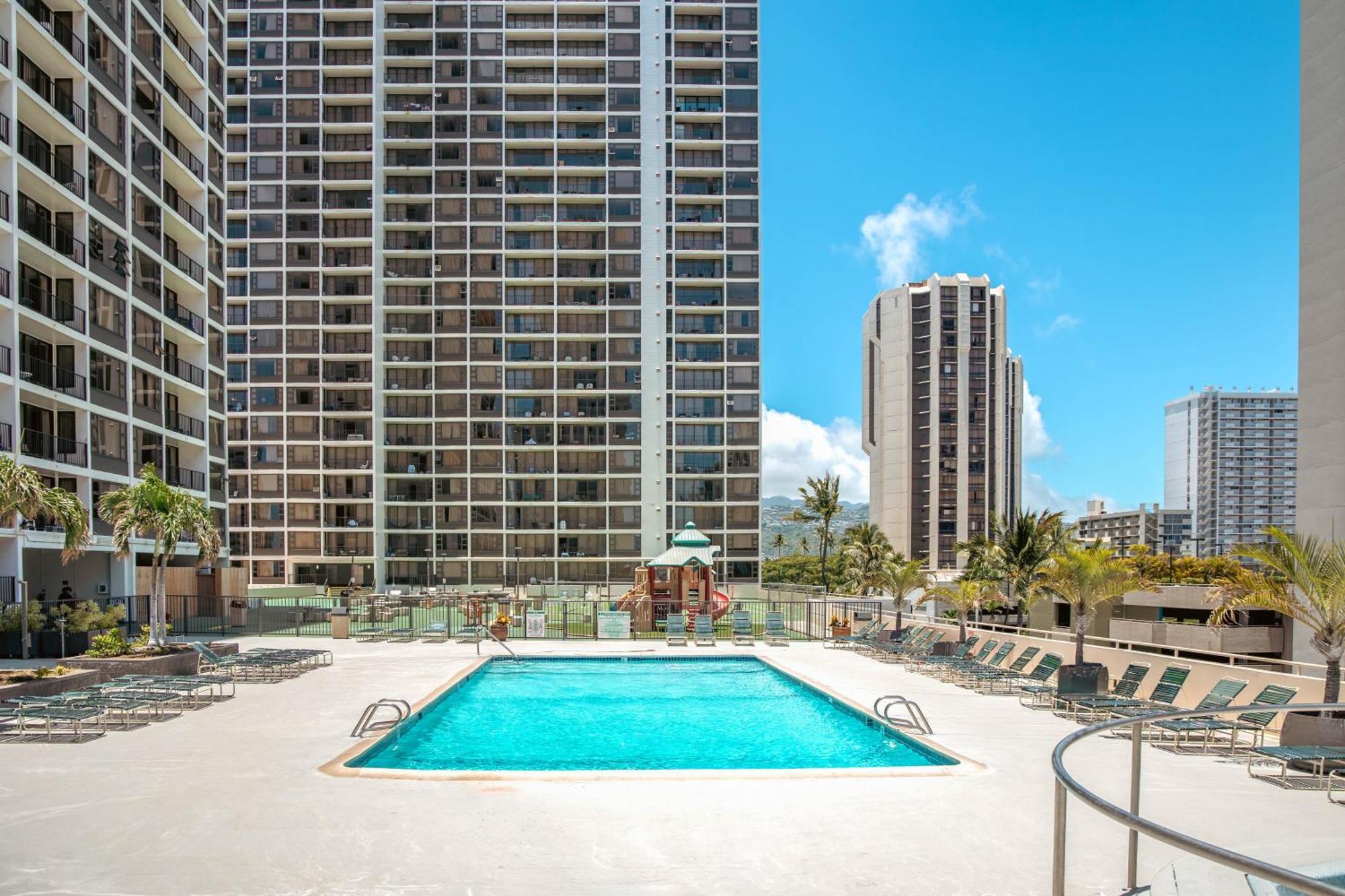 Renovated Ocean View Suite, Near Beach, Free Parking Honolulu Esterno foto