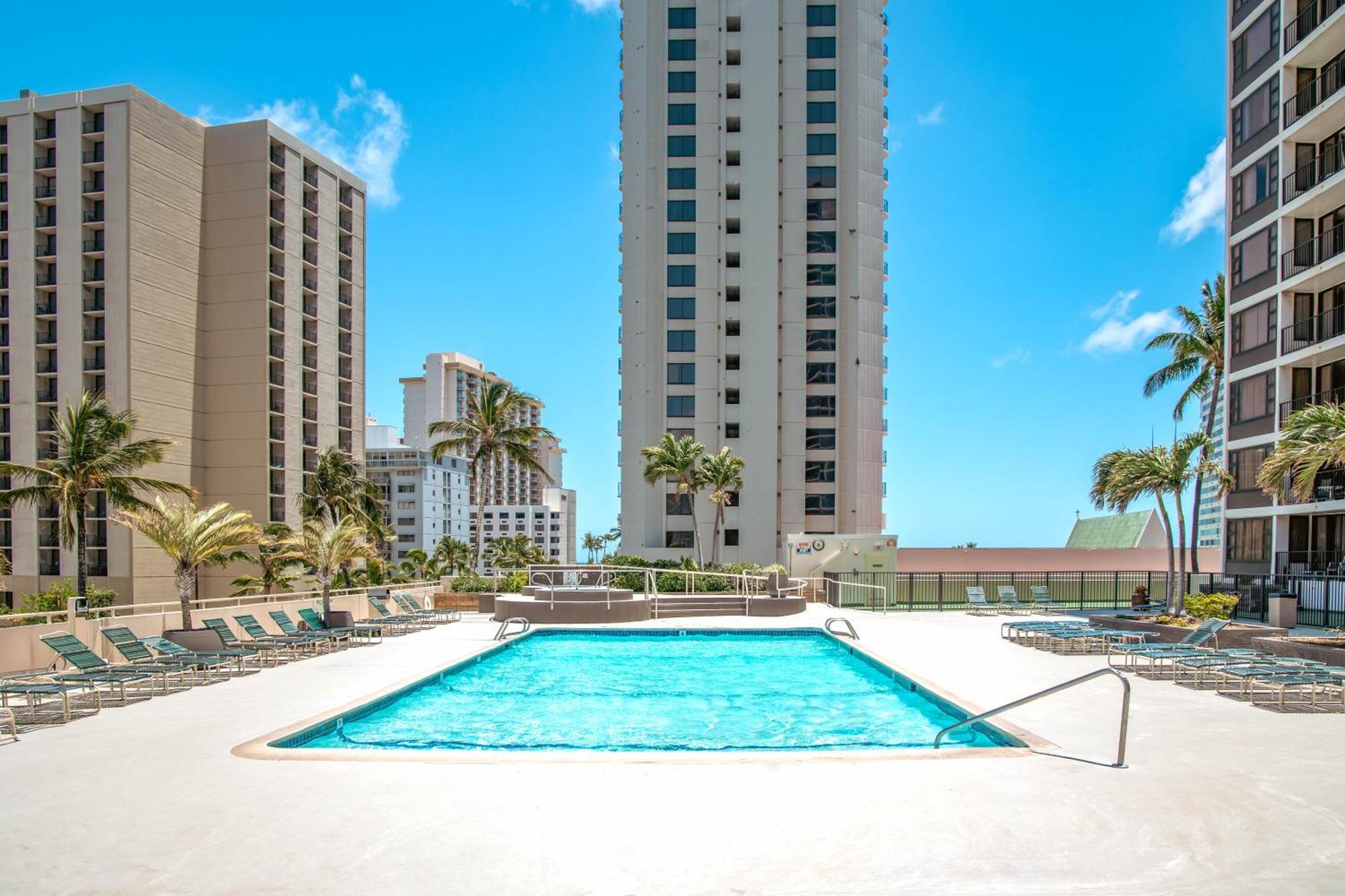 Renovated Ocean View Suite, Near Beach, Free Parking Honolulu Esterno foto