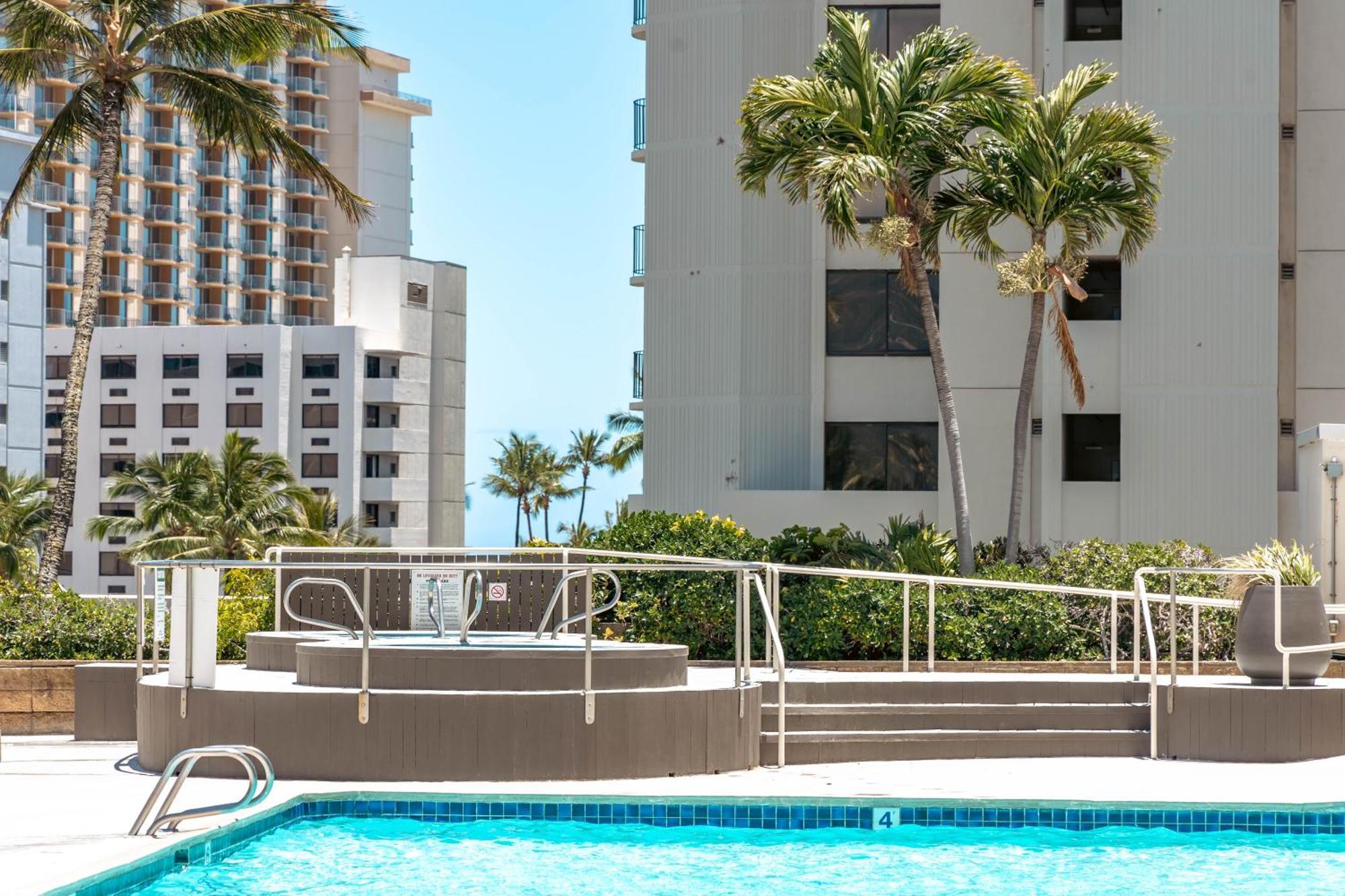 Renovated Ocean View Suite, Near Beach, Free Parking Honolulu Esterno foto